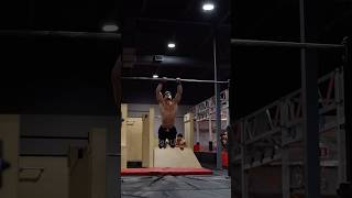 Slow motion makes everything better🔥😮‍💨 #slowmo #calisthenics #streetworkout