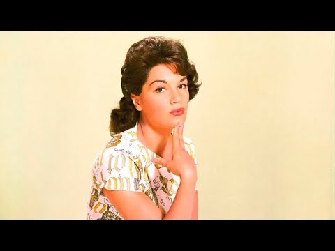 Video thumbnail for Kiss ‘n’ Twist (Kissin’ Twist)