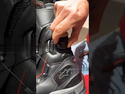 Amazing Riding Shoes 🥾😲 #ridingshoes #ridinggear #bikerider