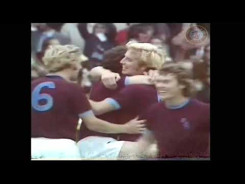 Burnley 4 Aston Villa 1 - League Div 2 - 26th August 1972