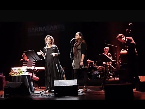 Perla Batalla & Eva Batalla-Mann Perform Leonard Cohen's Hallelujah - Barcelona 2015