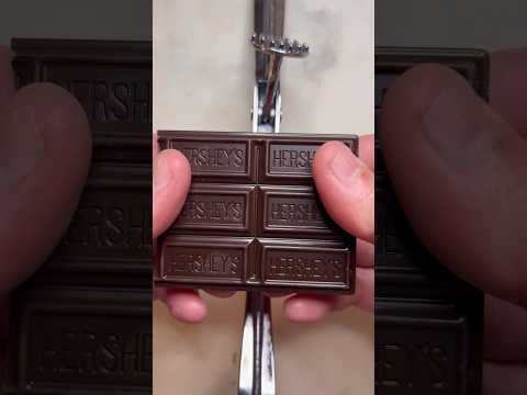 🍫 Hershey’s Dark Chocolate Candy #asmr #candy #fyp #foryoupage #pineapple #chocolate