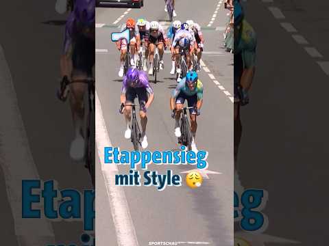 Video Thumbnail: Sprung über die Ziellinie 🫪😅 | Sportschau #shorts