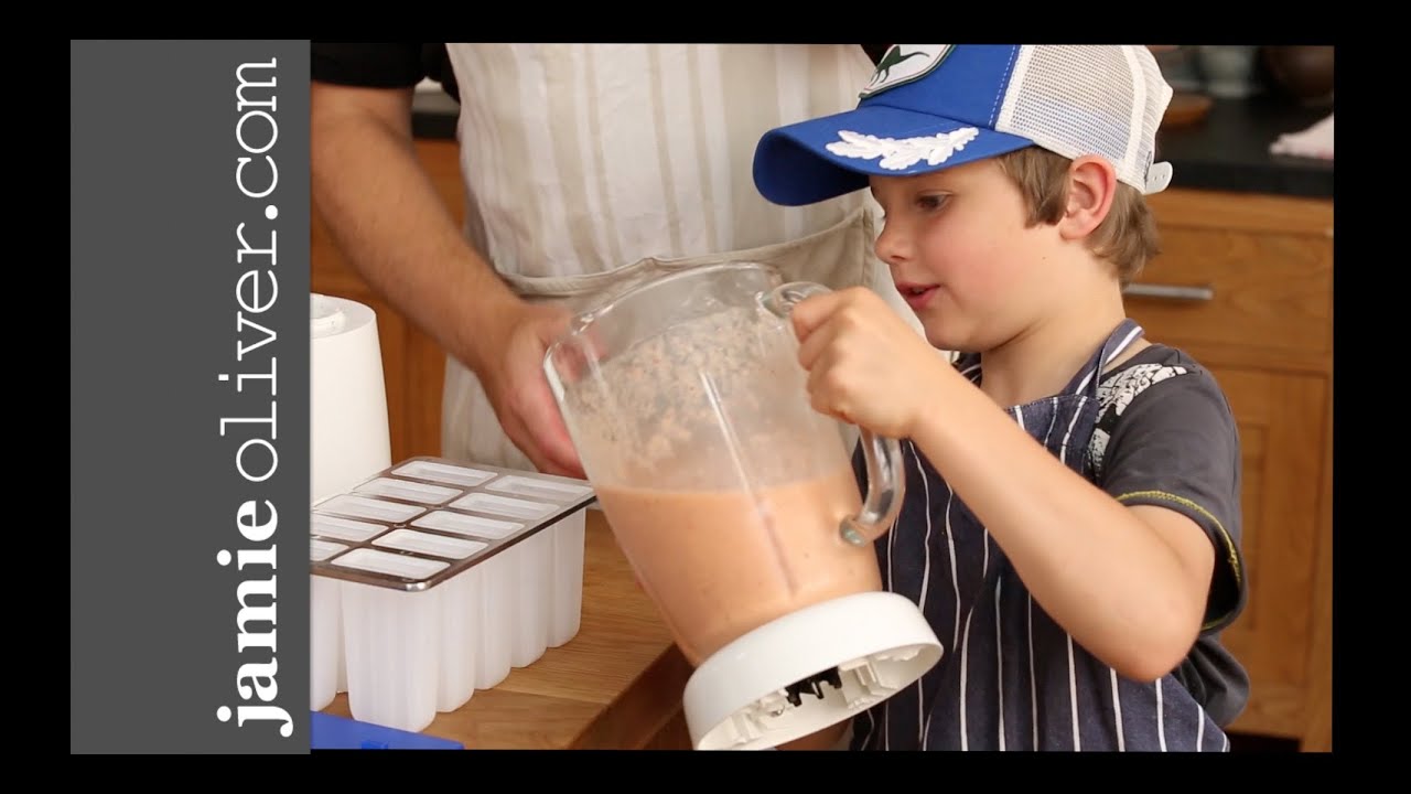 Iced fruit smoothies: Jamie’s Food Team