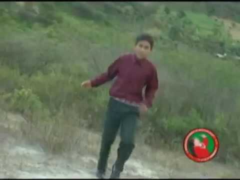 EL PROVINCIANO DE CHOTA - BOTELLA EN MANO