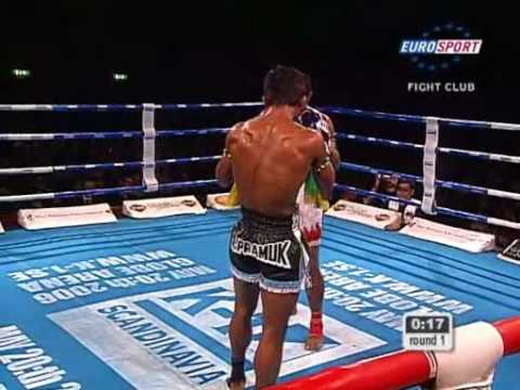 Buakaw vs Jomhod WMC World Title Fight