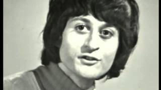 Michel Polnareff : encore un mois,encore un an