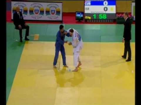 JUDO 2009 Tournois de Paris: Yordanis Arencibia (CUB) - Yoel Razvozov (ISR)