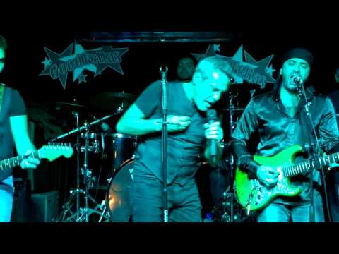THE RIVER, THE E-SSENTIAL. Bruce Springsteen cover band, Goodfellas Napoli, 12/12/2016
