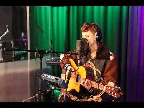 Kiesza - Hideaway live @Ruuddewild.NL