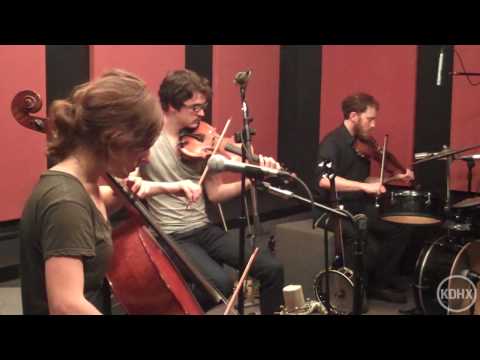 Horse Feathers "Thistled Spring" Live at KDHX 4/24/10 (HD)