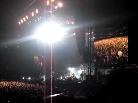 Metallica "Creeping Death/ Bell Tolls" Live @Yankee Stadium 9/14/2011