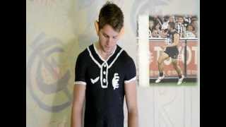 Somebody That I Used To Know - Brett Ratten Parody