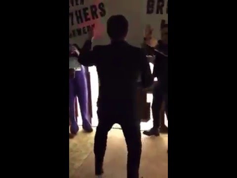 Kim Jong Un - Gangnam Style - NYE 2015/16