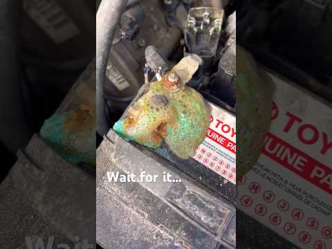 HOW TO CLEAN A CAR BATTERY | Remove Acid Corrosion Using Baking soda and Water