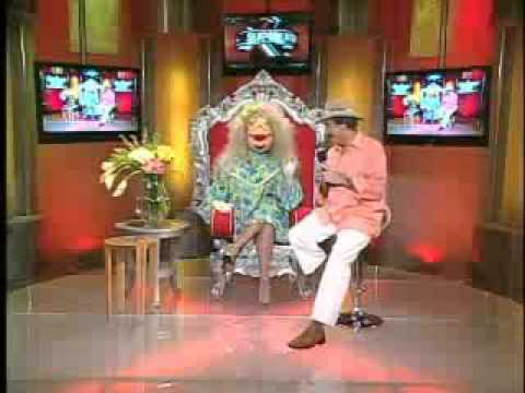 SuperXclusivo 10/4/10 - Caliente la cosa en Univisión y Telemundo 1/2