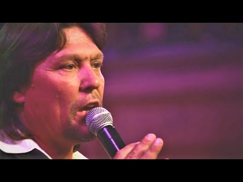 Die Campbells & Fredi Nest - Blue Eyes Crying In The Rain