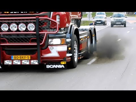 Départ Truckshow Ciney 2018, V8 SOUND (Part 2) [HD]
