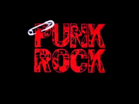 Pyyli - Yö Elävän Kuolleen