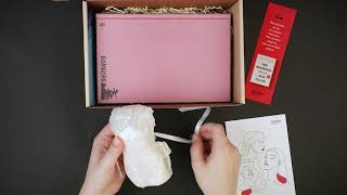 Видео о книге BOMBORABOX #1 Лиза Таддео: Три женщины