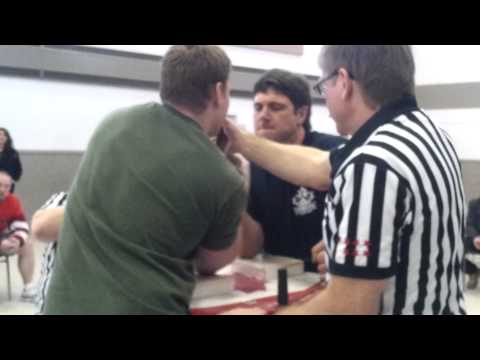 Mark MacPhail vs Chris Scott (right hand)