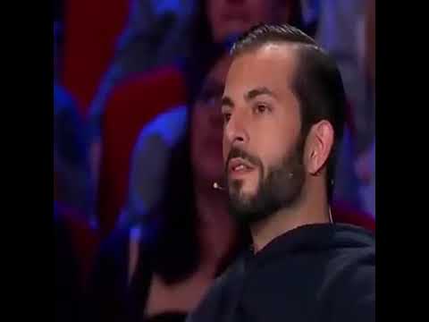 Jüri beğenmeyip çarpıya bastı ama sonunda ayakta alkışladılar.