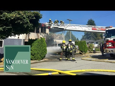 Fire crews attend two-alarm blaze in East Vancouver