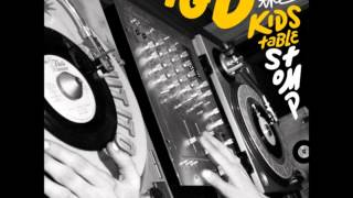 Big D and the kids table - Pinball