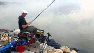 preview picture of video 'Tom fiskar Gobio i Danube'