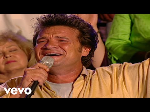 Bill & Gloria Gaither - Bethlehem, Galilee, Gethsemane [Live] ft. Russ Taff