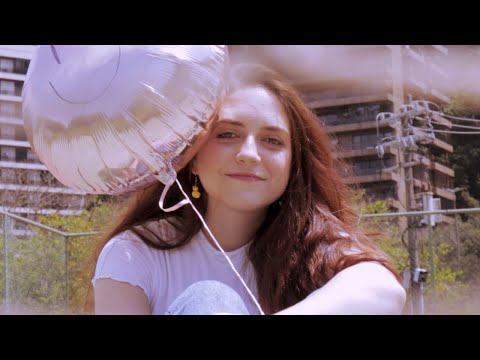 Naive - Nina Leal