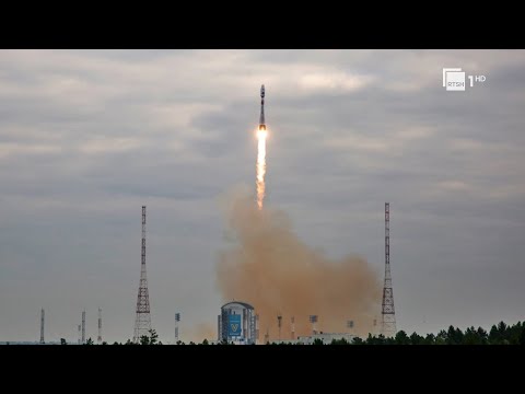 Niset drejt hënës anija kozmike “Luna-25”/ Rusia përfshihet në garën për të gjetur ujë në Hënë