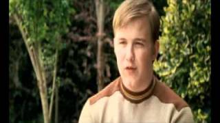 Neds - Trailer en español