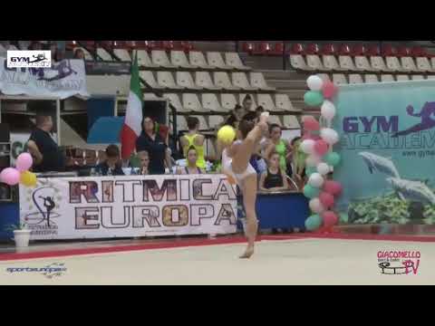 Rudi Camilla - palla - finale nazionale Ritmica Europa 2018