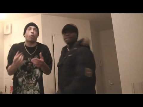 Boloxx Klan freestyle dans le Boumker.mp4