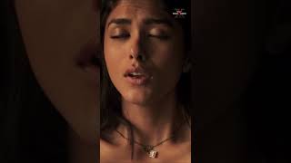 Download lagu Mrunal Thakur hot mp3 Download lagu Mrunal Thakur hot mp3