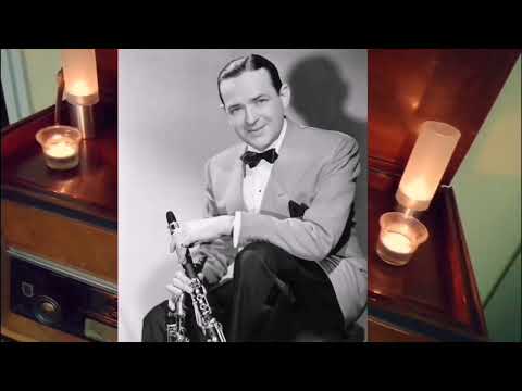 "In A Little Hula Heaven" - Bing Crosby/Jimmy Dorsey (1937)