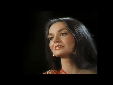 Crystal Gayle - Don't It Make My Brown Eyes Blue (Top Of The Pops 1977 - stereo)
