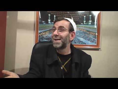 Dispozita e ngritjes ne kembe gjate mevludit