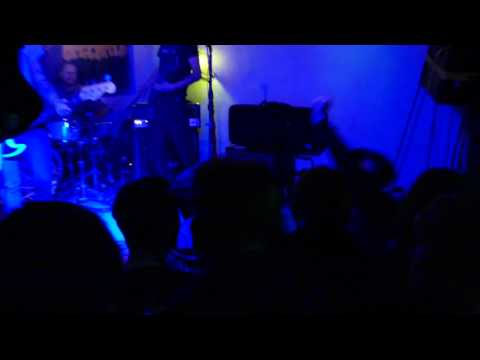 Shutcombo - Dieser Kleinkrieg im Blumenbeet feat. Phil/Meilenläufer