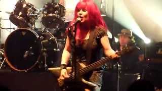L7 live at Le Bataclan in Paris France 2015 (Deathwish)