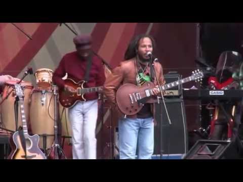 Ziggy Marley Opening the show - Them Belly Full - live in Soweto