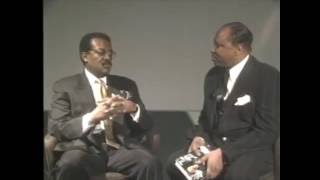 LATENIGHT ENTERTAINMENT WITH JOHNNIE COCHRAN