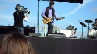 Wynonna Judd singing Free Bird live