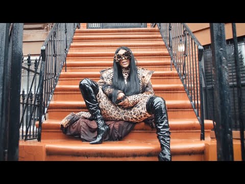 MEDRADO - Água e Sabão (Clipe Oficial)