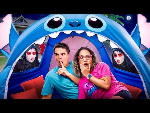 ERA SÓ PRA SER UM CAMPING DO STITCH MAS...