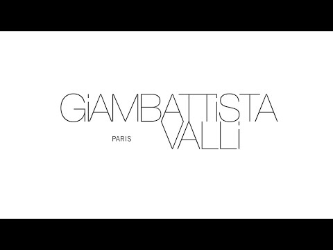 Giambattista Valli Fall/Winter 22-23 live show