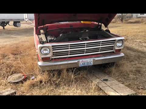 Will it start?  I try to get my families old 1969 Ford Running. Pt. 1
