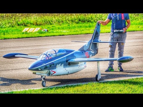 XXL PARITECH T-2C BUCKEYE RC TURBINE JET DEMO FLIGHT | JET POWER 2018
