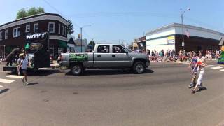 preview picture of video '2013 Chetek, Wisc. Liberty Fest Parade Time-lapse'